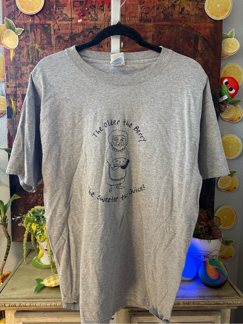 The Older the Berry Size L